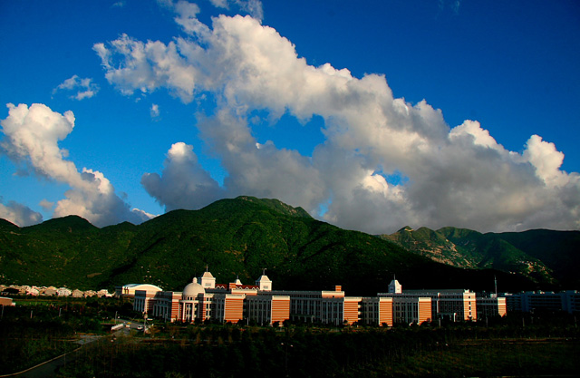 南方医科大学校园风景图片
